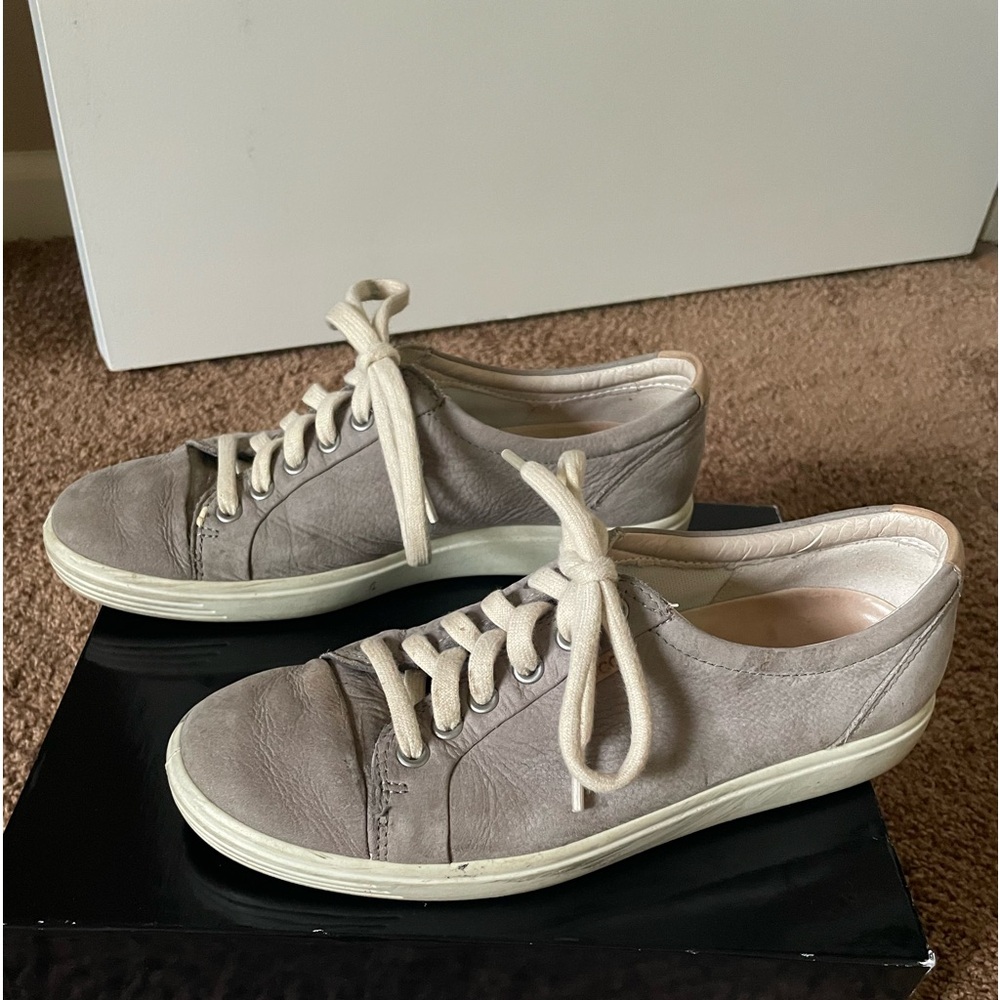 Ecco Gray Tennis Shoe US Size 8